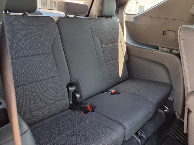 Certified Used 2025 Lakeshore Blue Metallic Chevrolet LT image 16