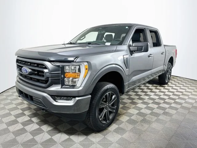 Pre-Owned 2022 Ford F-150 XLT
