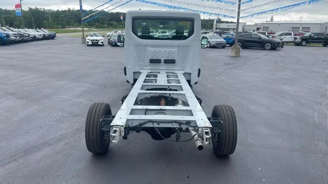 2023 Ford Transit Chassis Cab Base - Photo 11