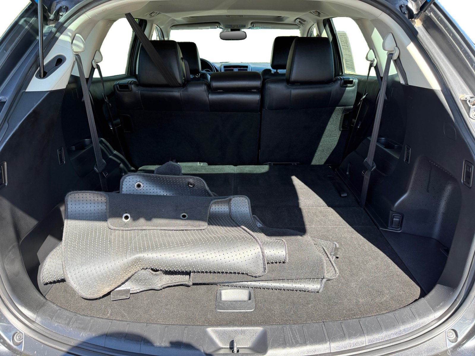 Used 2014 Meteor Gray Mazda Grand Touring image 17