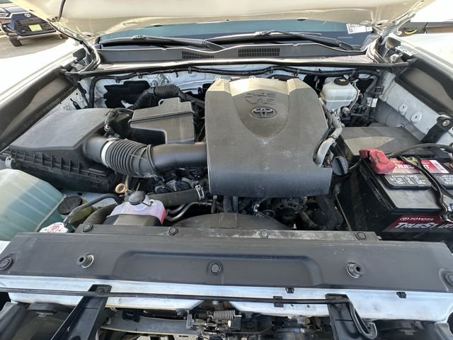Used 2020 White Toyota TRD Off-Road image 33