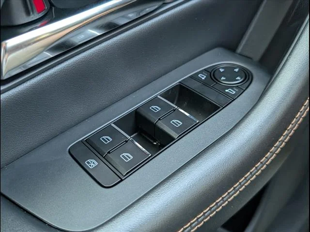 2025 Mazda CX-90 Preferred Package - Photo 18