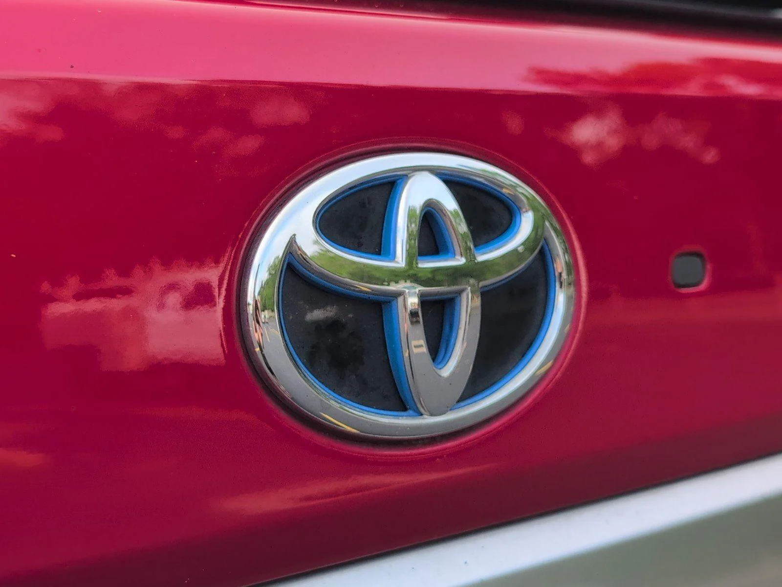 Used 2024 Supersonic Red Toyota Capstone image 38