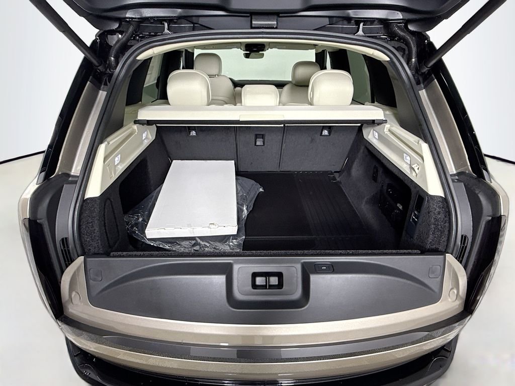 New 2026 Batumi Gold Land Rover SE image 26