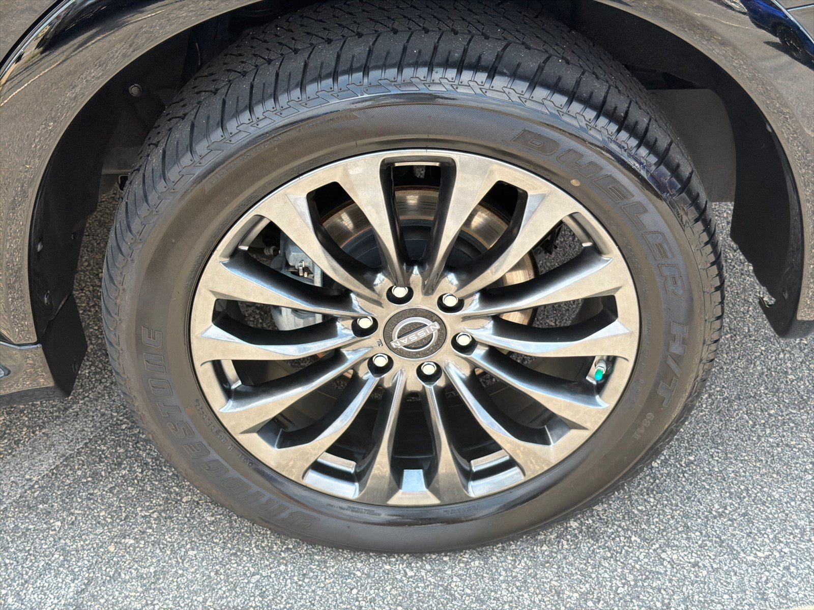 Used 2024 Super Black Nissan Platinum image 19