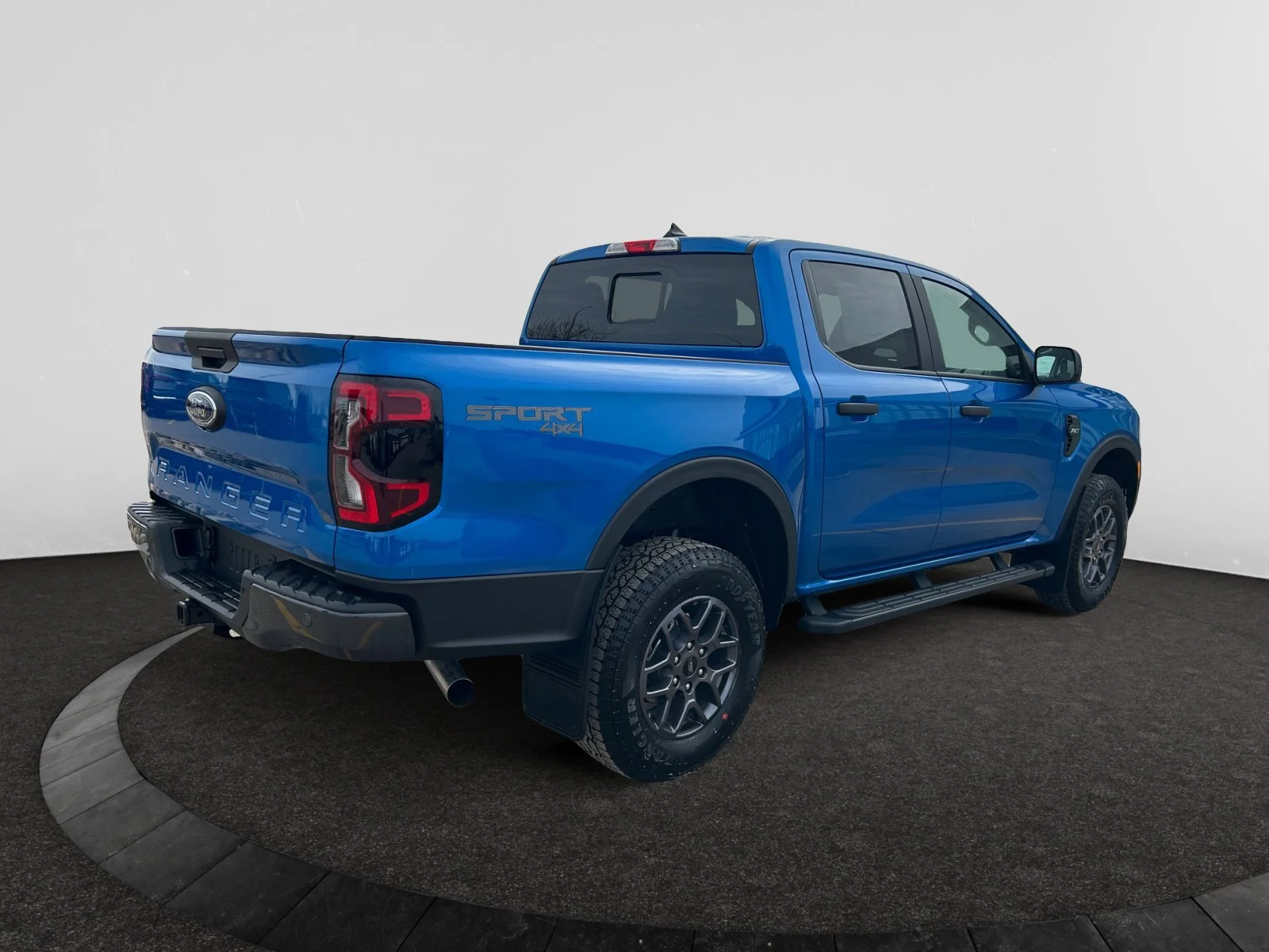New 2026 Velocity Blue Metallic Ford XLT image 5
