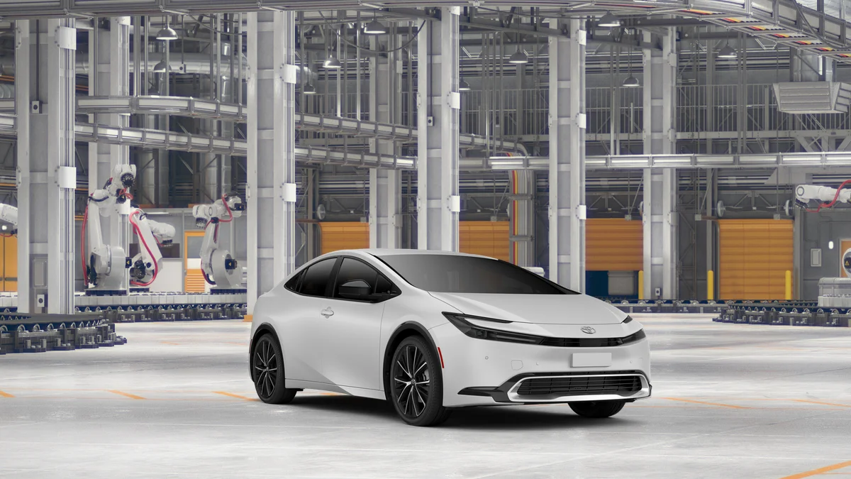 New 2027 Wind Chill Pearl Toyota XLE image 15