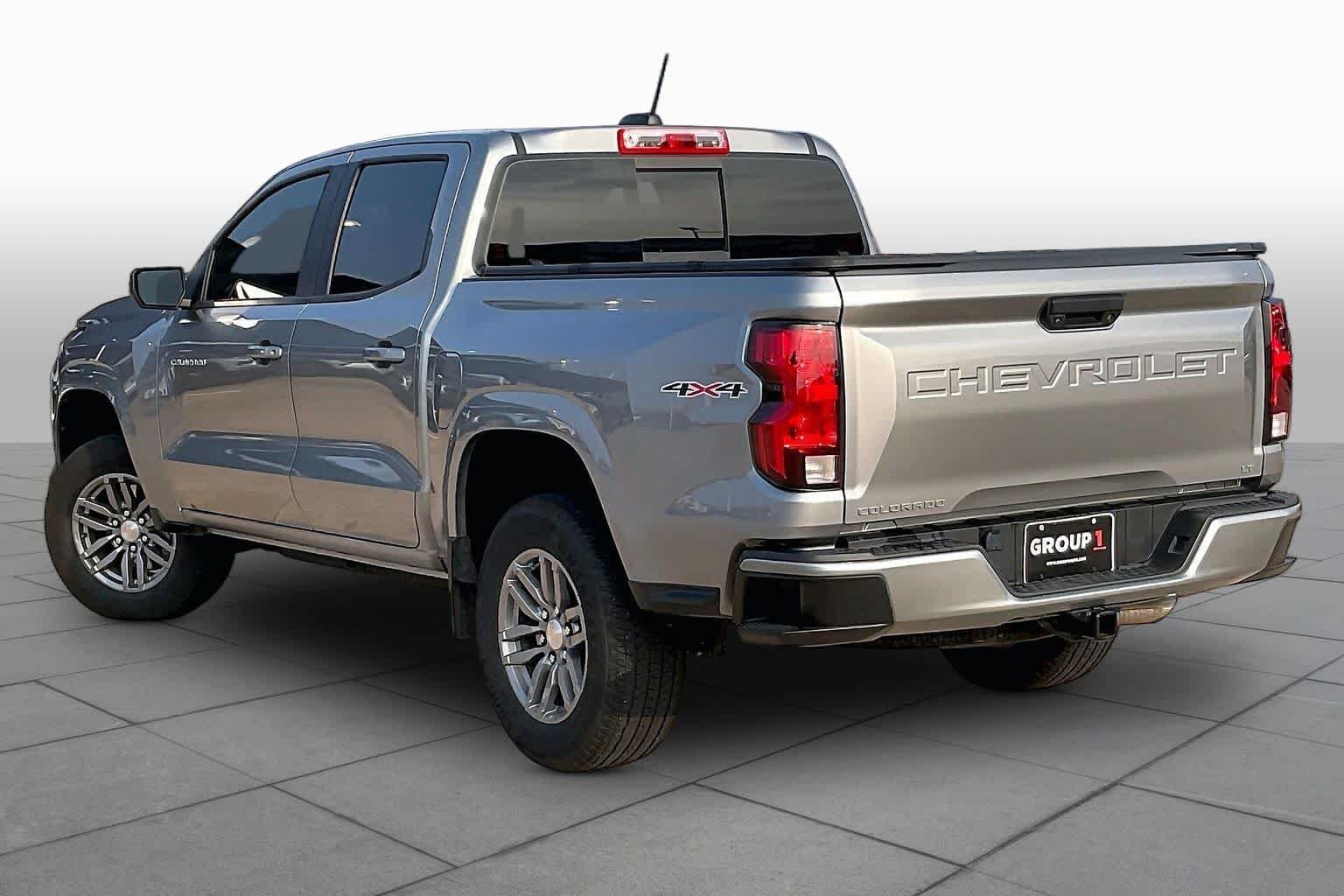 2024 Chevrolet Colorado LT - Photo 13