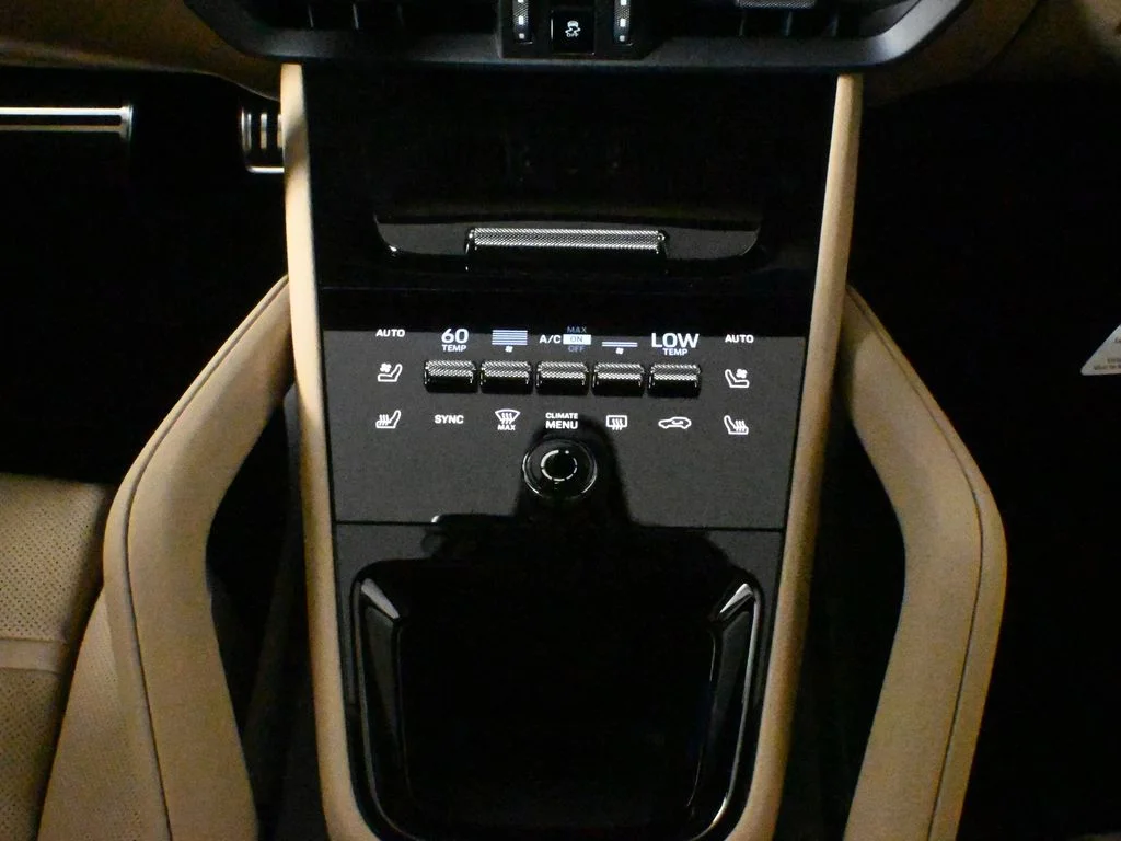 Certified Used 2026 White Porsche  image 25