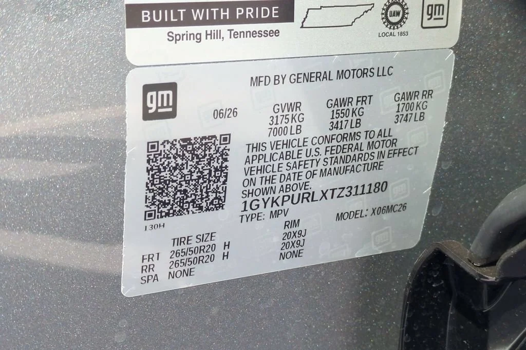 New 2026 Argent Silver Metallic Cadillac Sport image 17