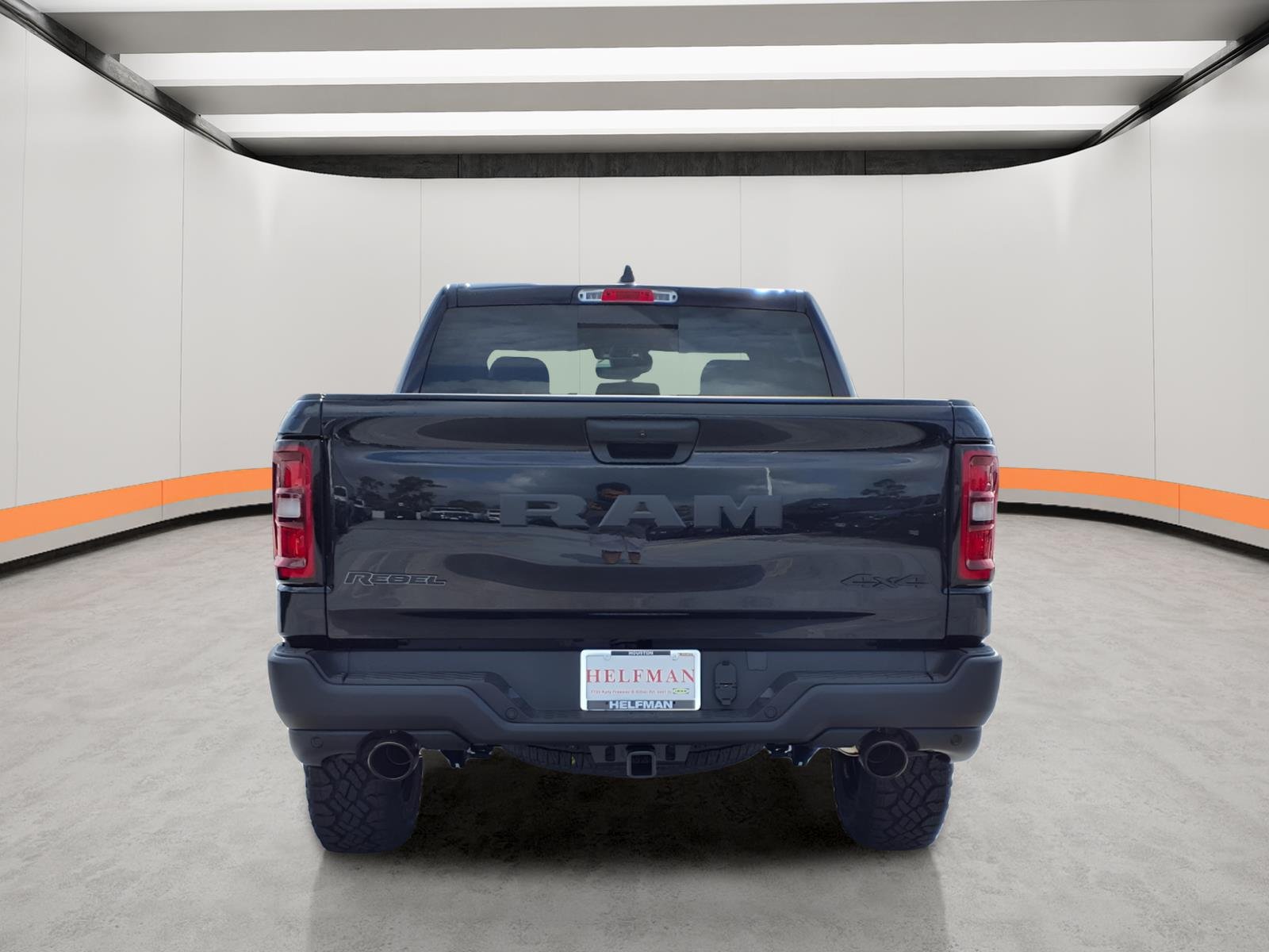 New 2026 Diamond Black Crystal Pearl-Coat Exterior Paint RAM Rebel image 5