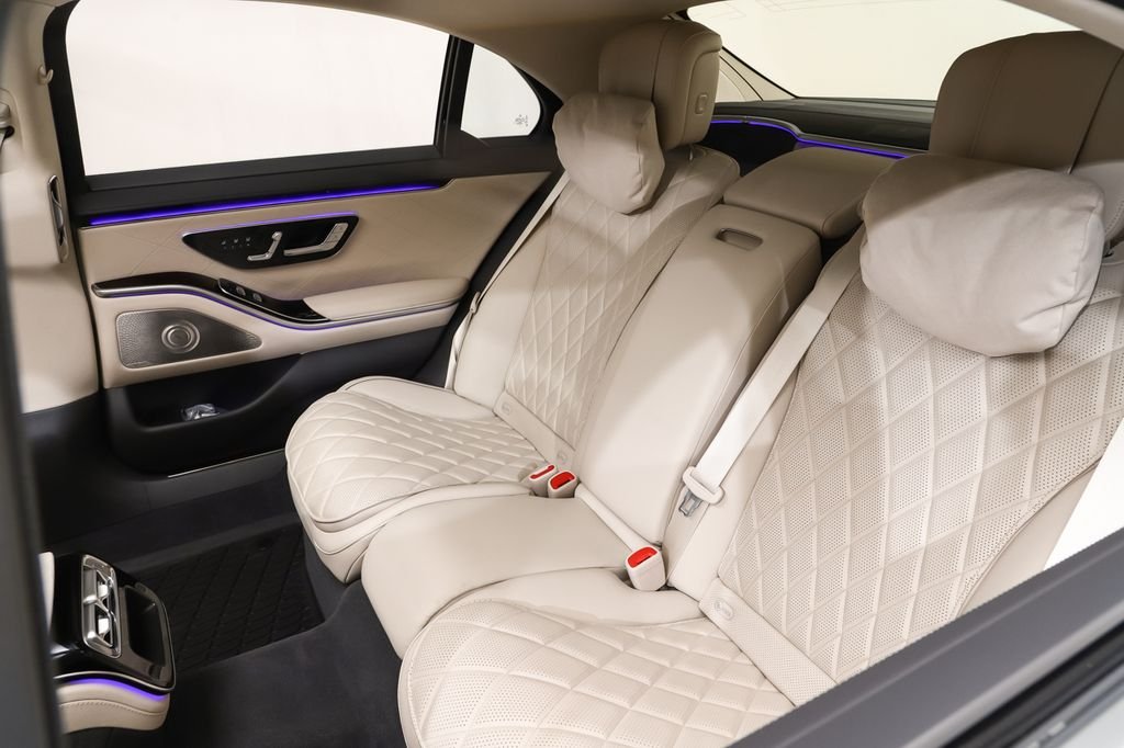 Certified Used 2023  Mercedes-Benz S 580 image 11