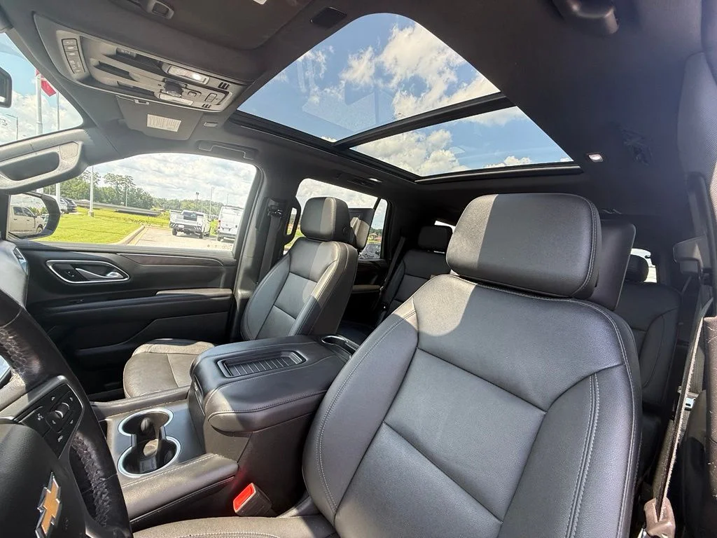 Used 2022 Black Chevrolet LT image 19
