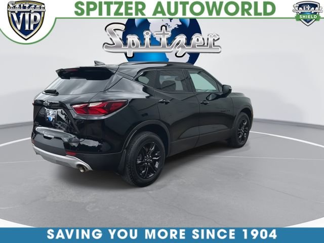 Used 2021 Black Chevrolet LT image 9