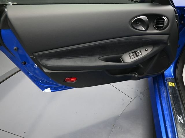 2025 Nissan Z Performance - Photo 9