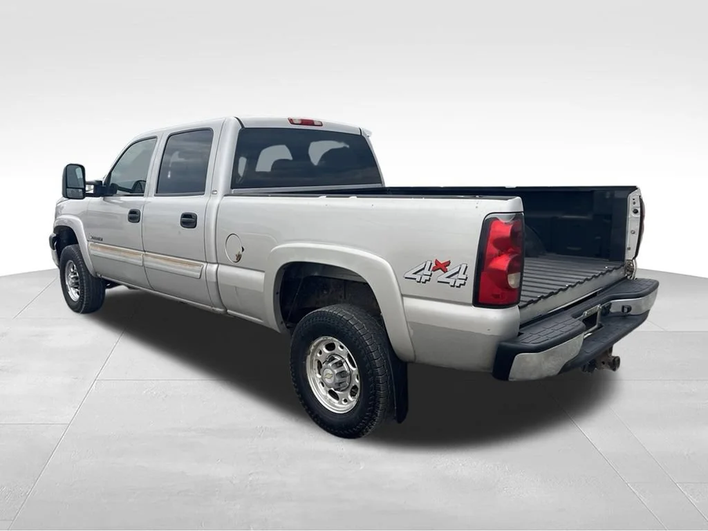 Used 2006 Tan Chevrolet Work Truck image 7
