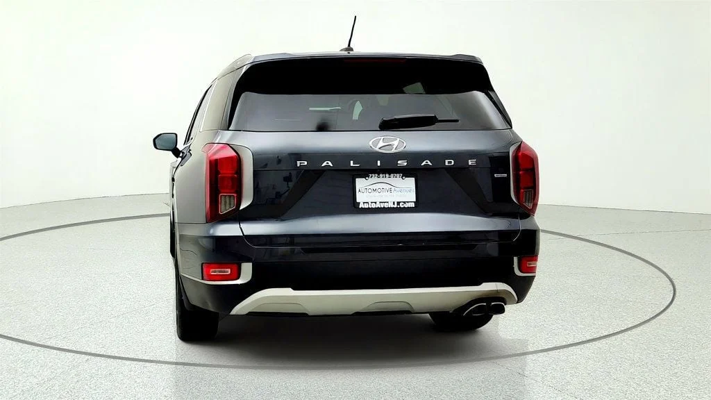 Used 2020 Steel Graphite Hyundai SEL AWD w/ Convenience Pkg, Sunroof & 8-Person Seating image 6