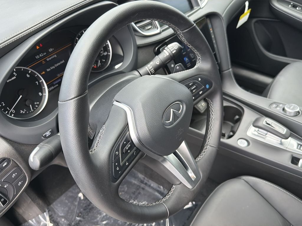 Certified Used 2025 Black Obsidian INFINITI PURE image 11