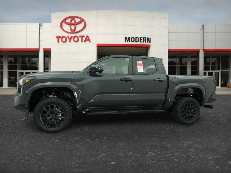 New 2026 Underground Toyota SR5 image 4