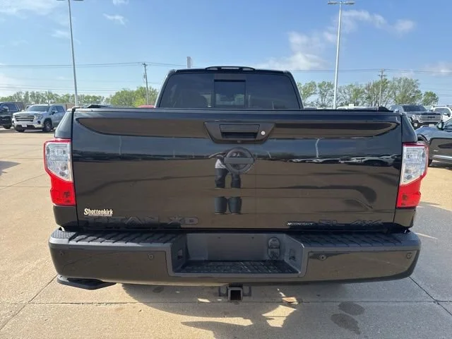 Used 2019 Magnetic Black Nissan SL image 7