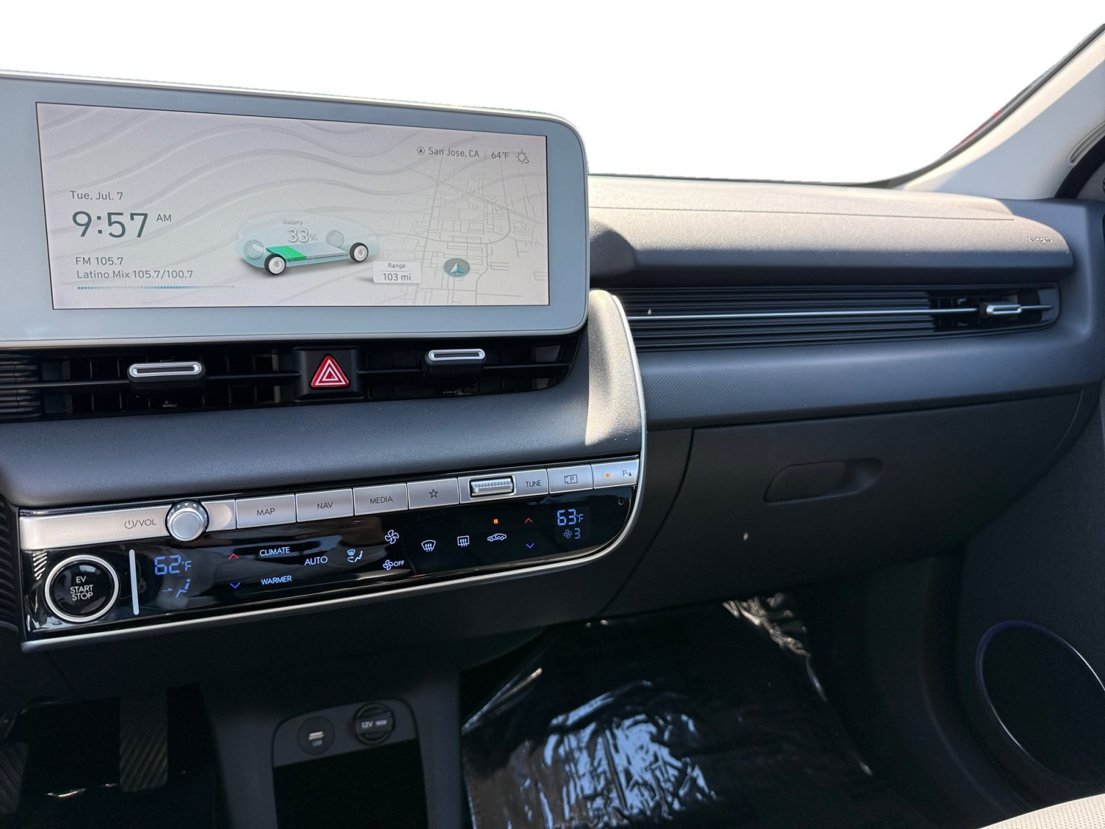 Used 2023 Teal Hyundai SEL image 12