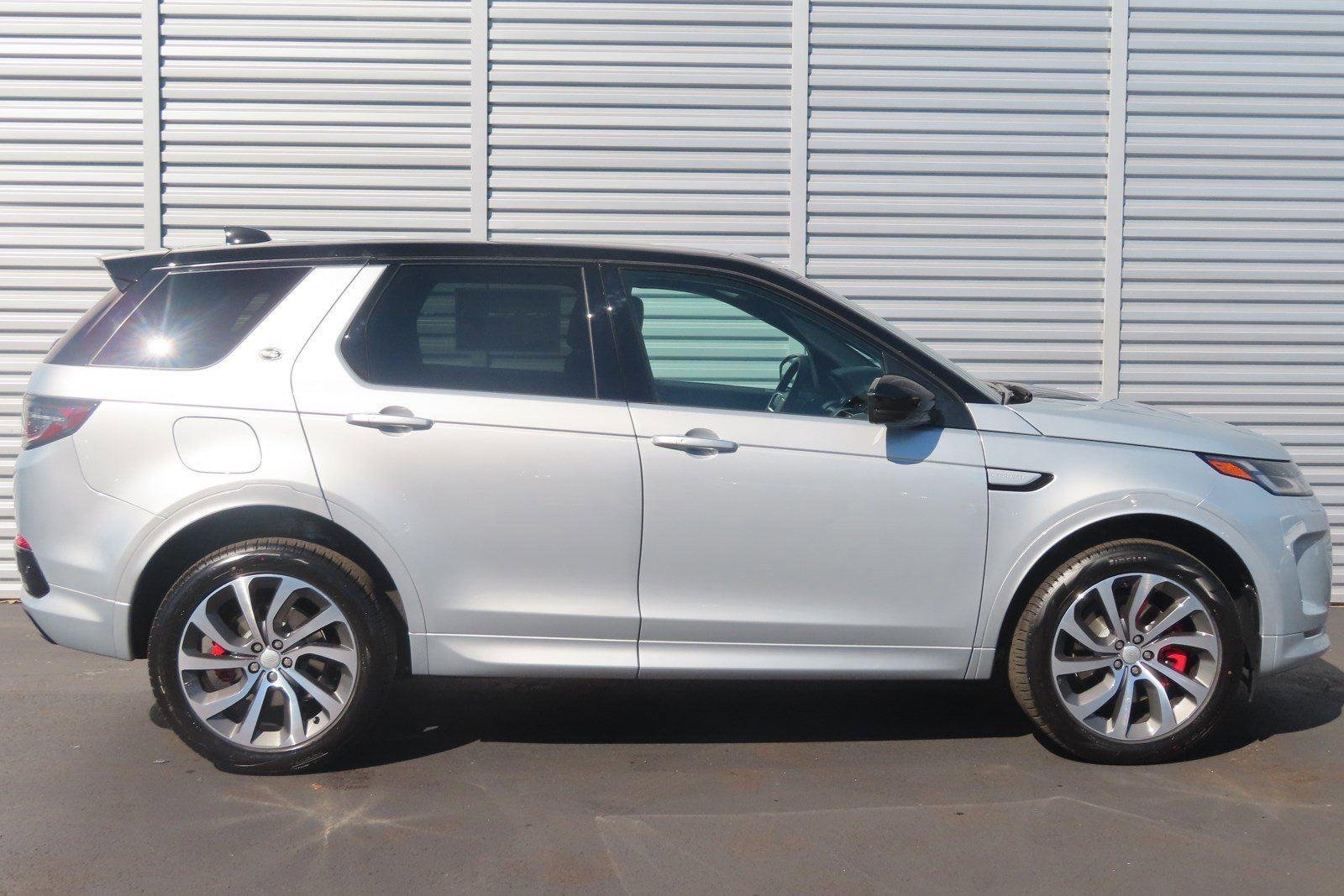 Used 2023 Hakuba Silver Metallic Land Rover SE R-Dynamic image 15
