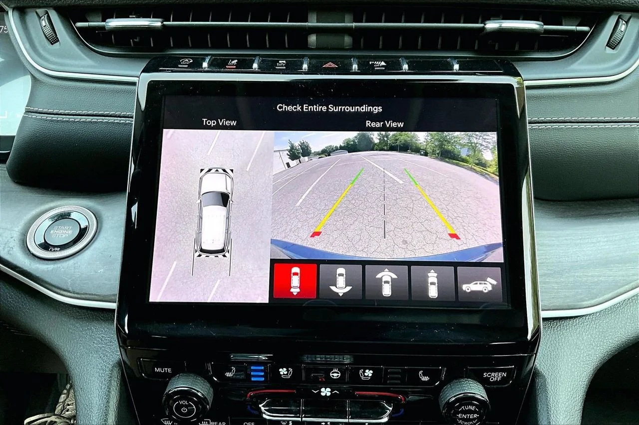Used 2023 Black Jeep Limited image 13