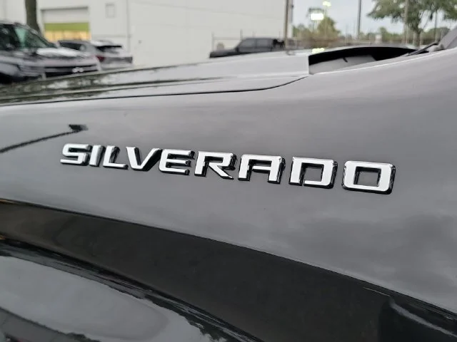 2024 Chevrolet Silverado 1500 LT - Photo 8