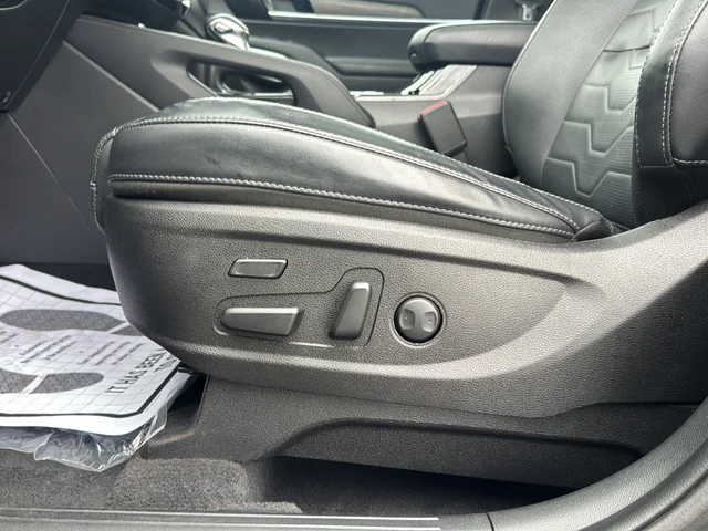 Used 2022 Black Kia SX image 18