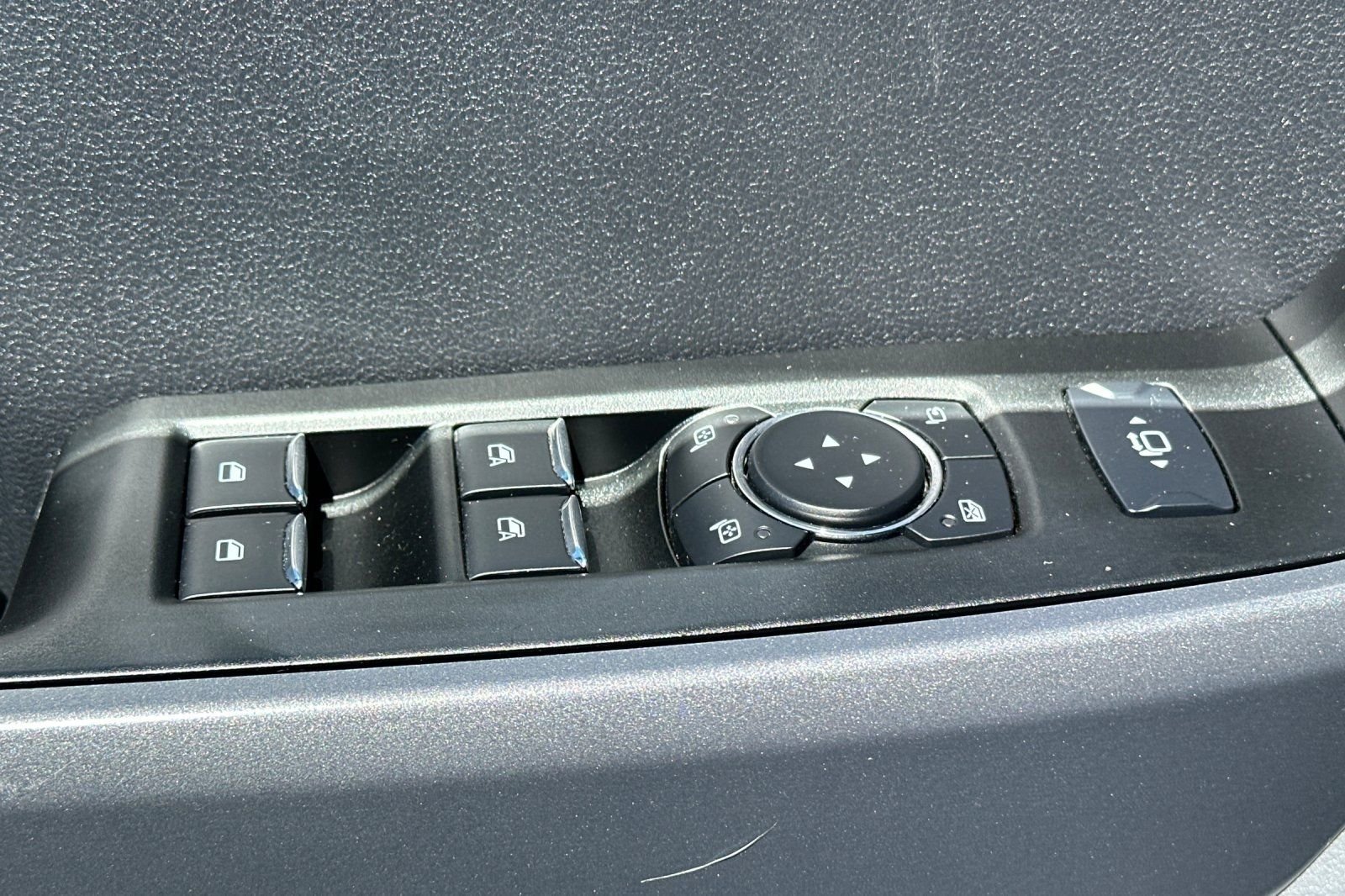 Used 2023 Black Ford XLT image 11