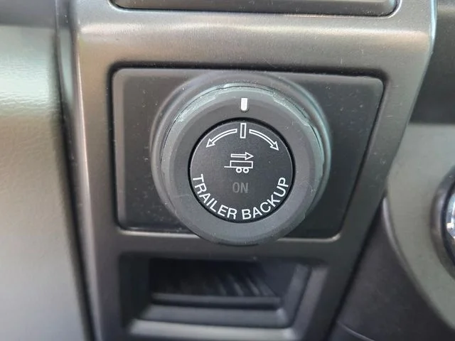 Used 2020  Ford XLT image 22