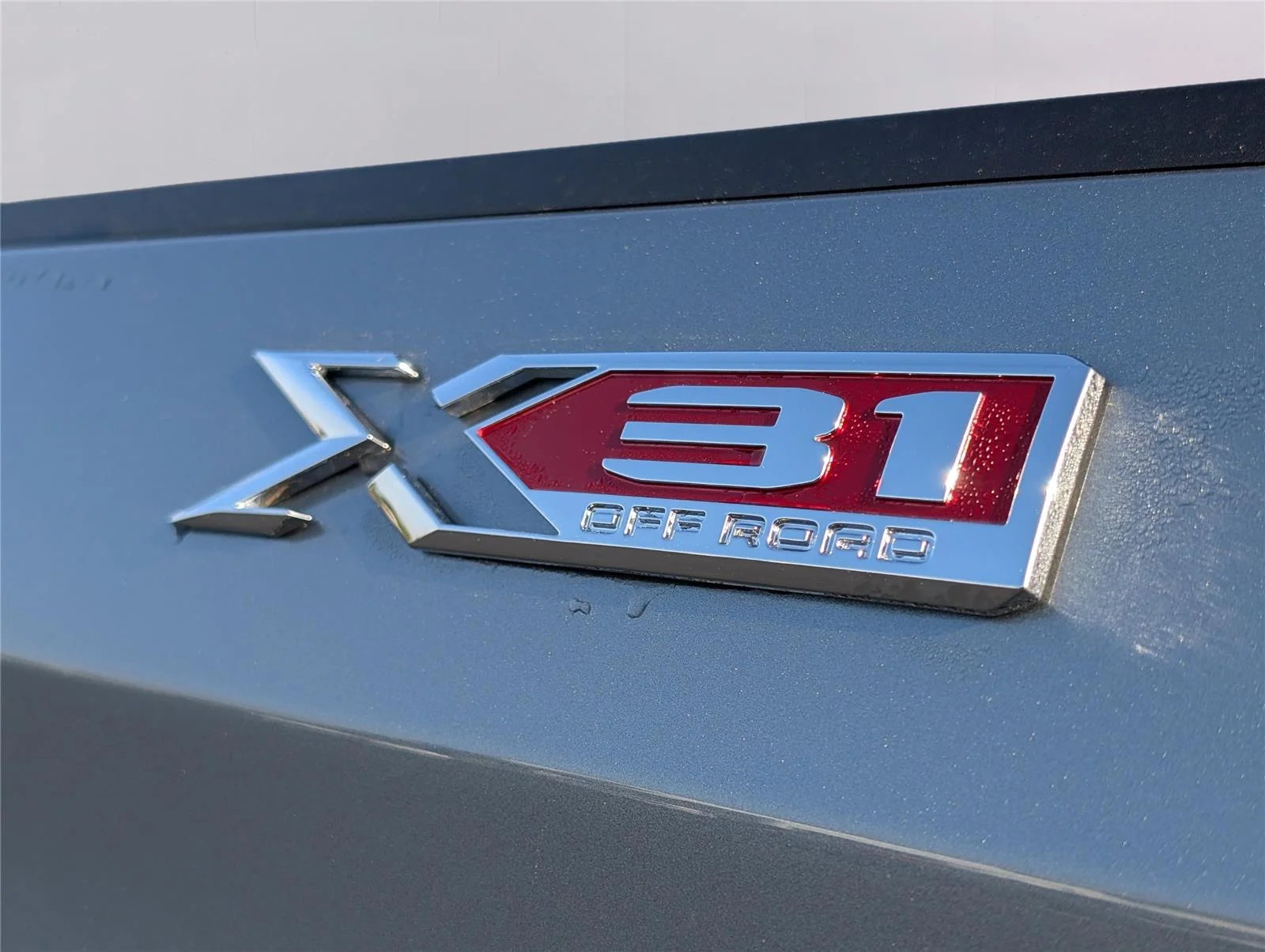 New 2026 Sterling Metallic GMC Elevation image 41
