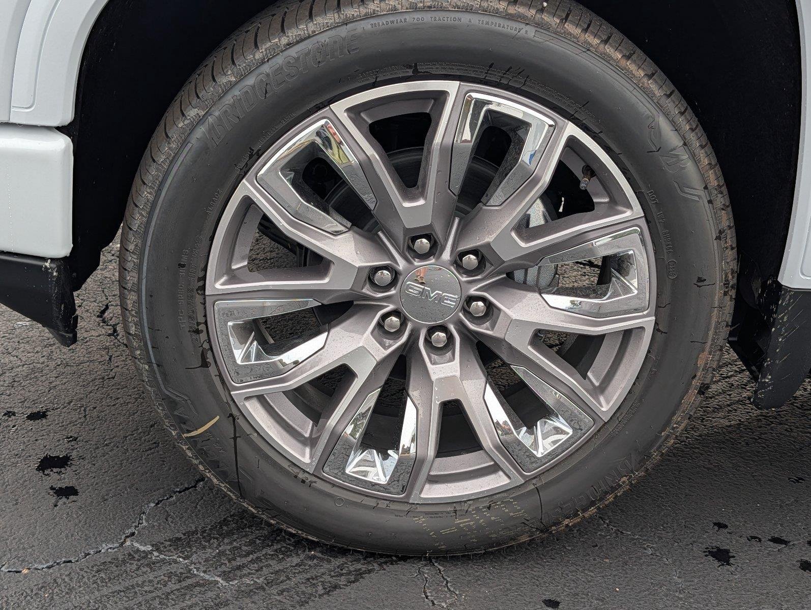 New 2026 Glacier White Tricoat GMC Denali image 10