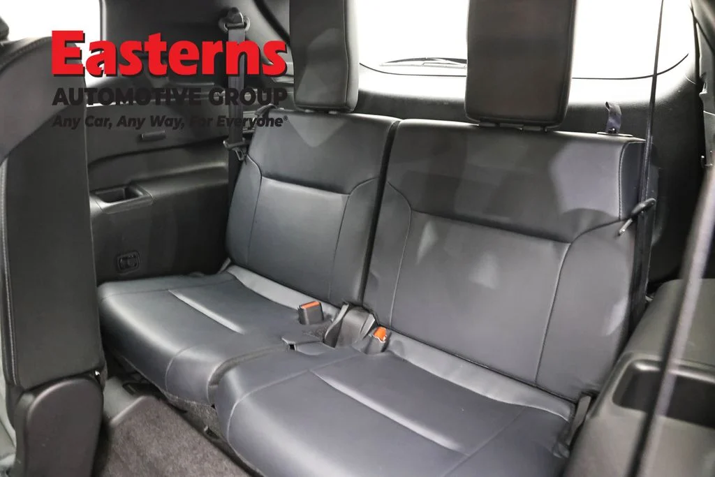 Used 2025 Black Mitsubishi SE image 26