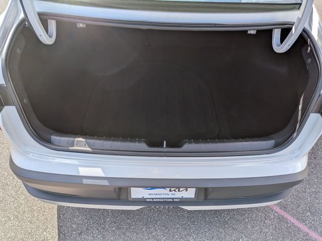 Certified Used 2025 White Kia LXS image 31