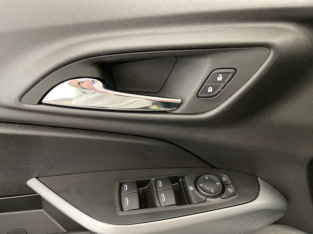 Used 2024 Sterling Gray Metallic Chevrolet RS image 21