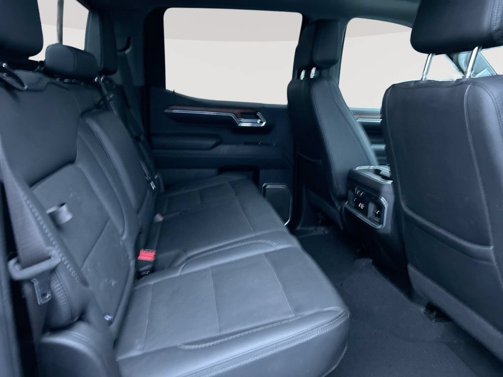 Used 2023 WHITE FROST TRICOAT GMC Denali image 28