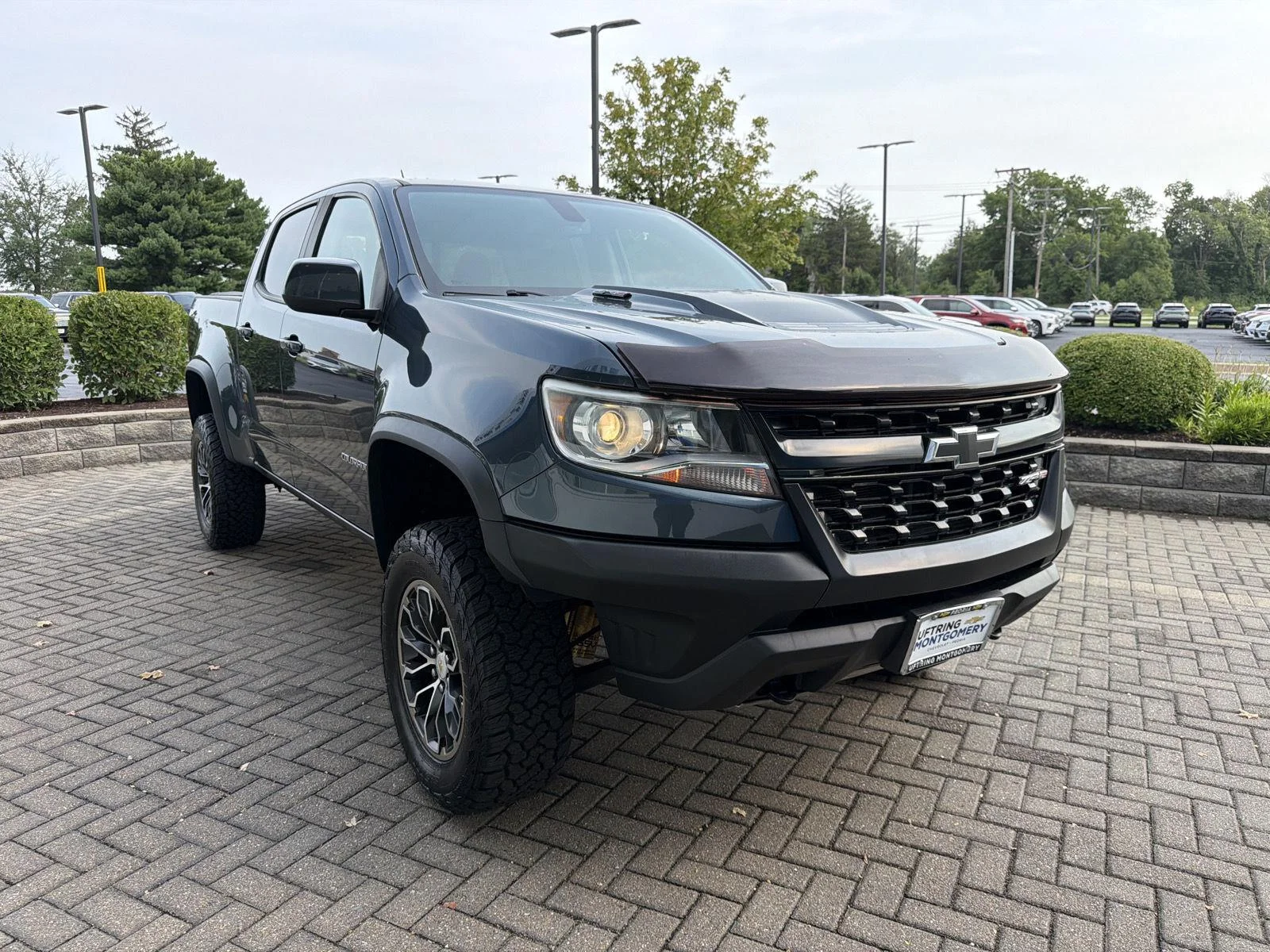 Used 2019 SHADOW GRAY METALLIC Chevrolet 4WD ZR2 image 7