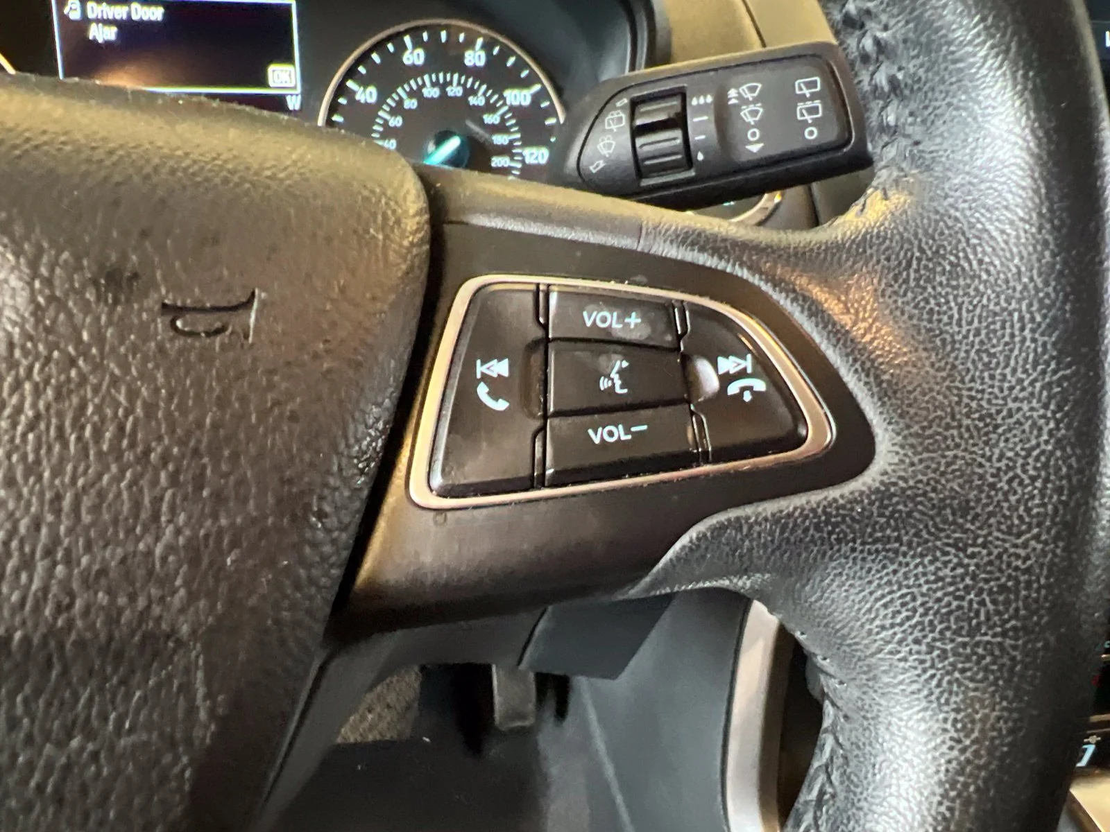 Certified Used 2019 Smoke Metallic Ford SE image 19