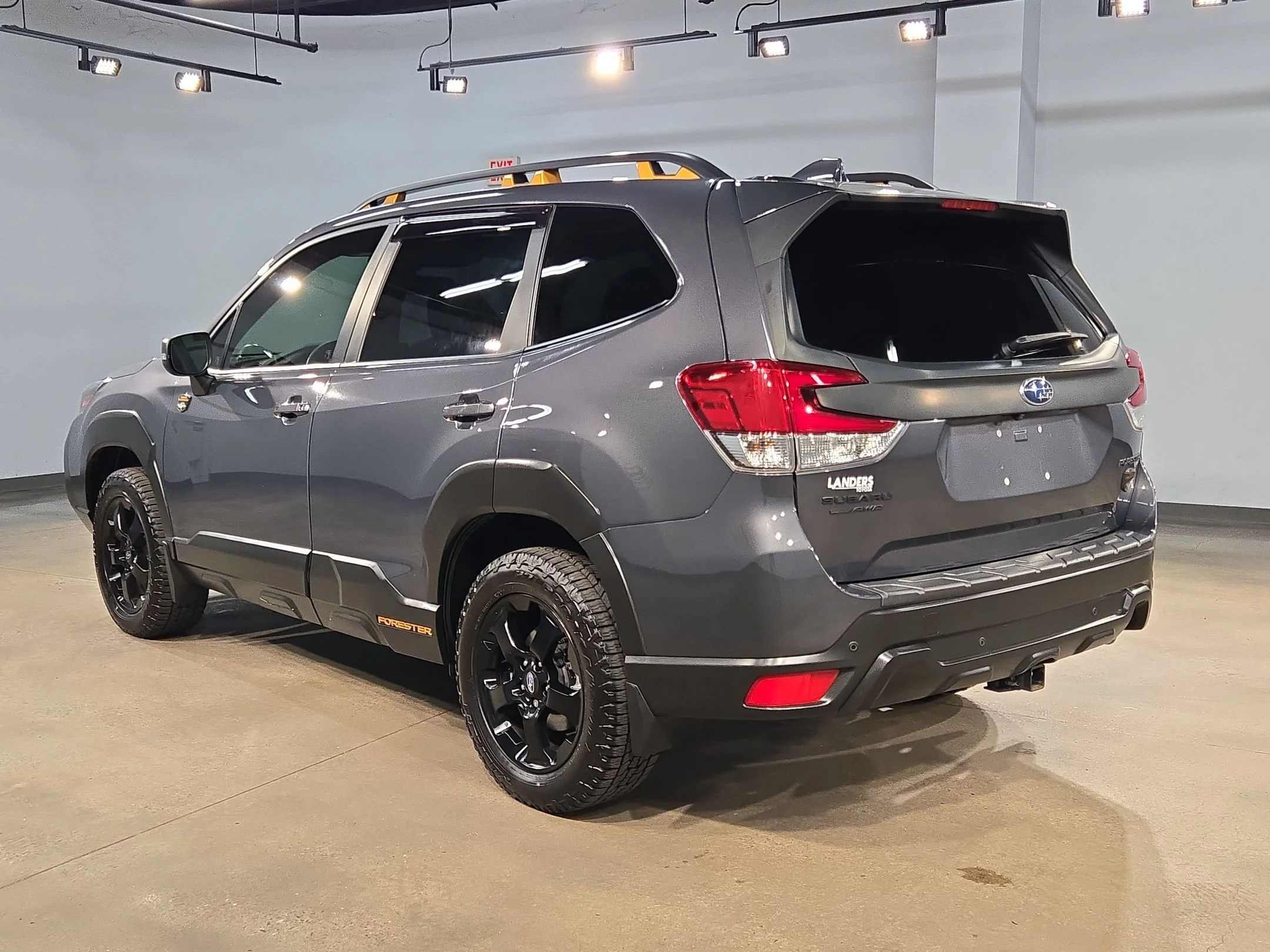 Used 2022 Magnetite Gray Metallic Subaru Wilderness image 5