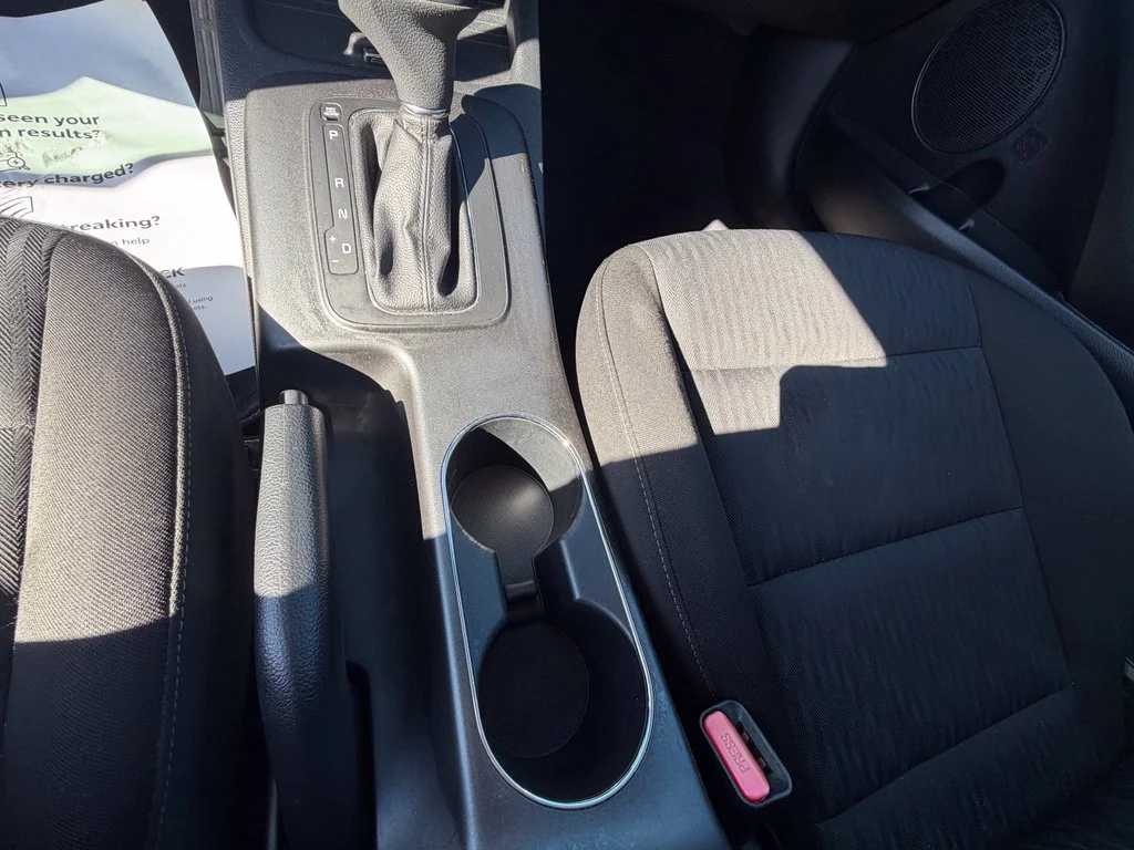 Used 2016 Black Kia LX image 21
