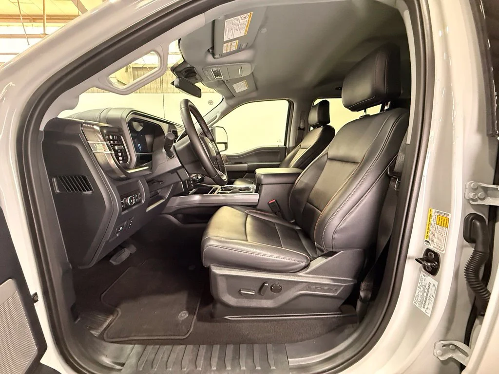 Used 2025 White Ford Lariat image 15