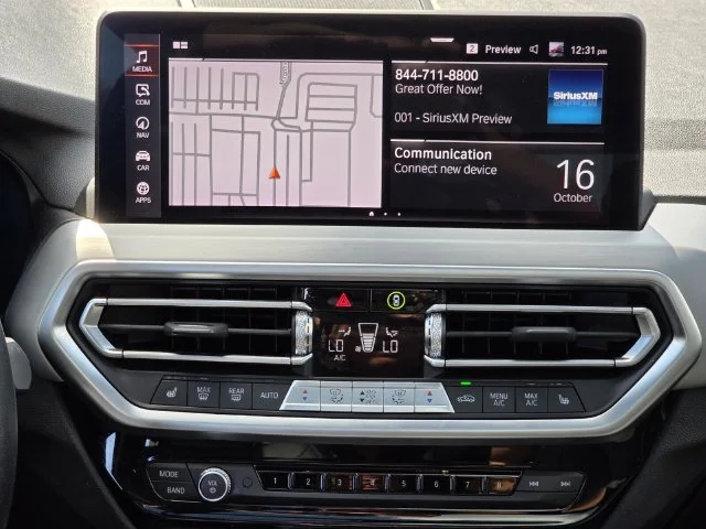 Used 2022 Black BMW xDrive30i image 12