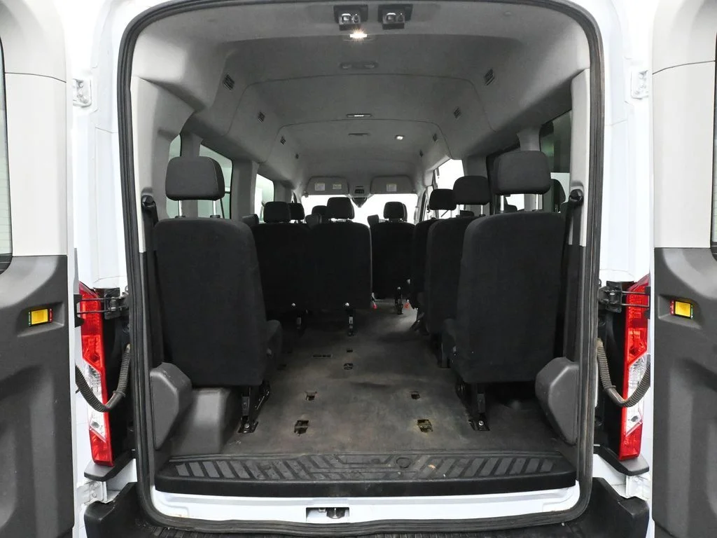 Used 2023 White Ford XL image 31