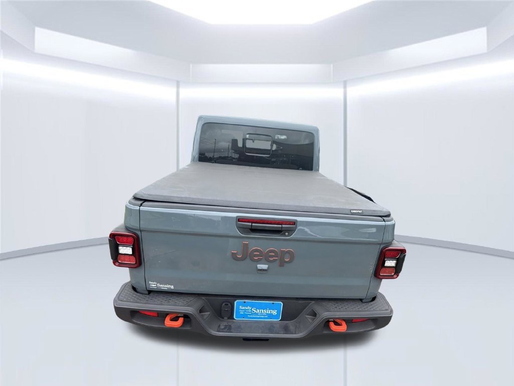 Used 2025 Gray Jeep Mojave image 17