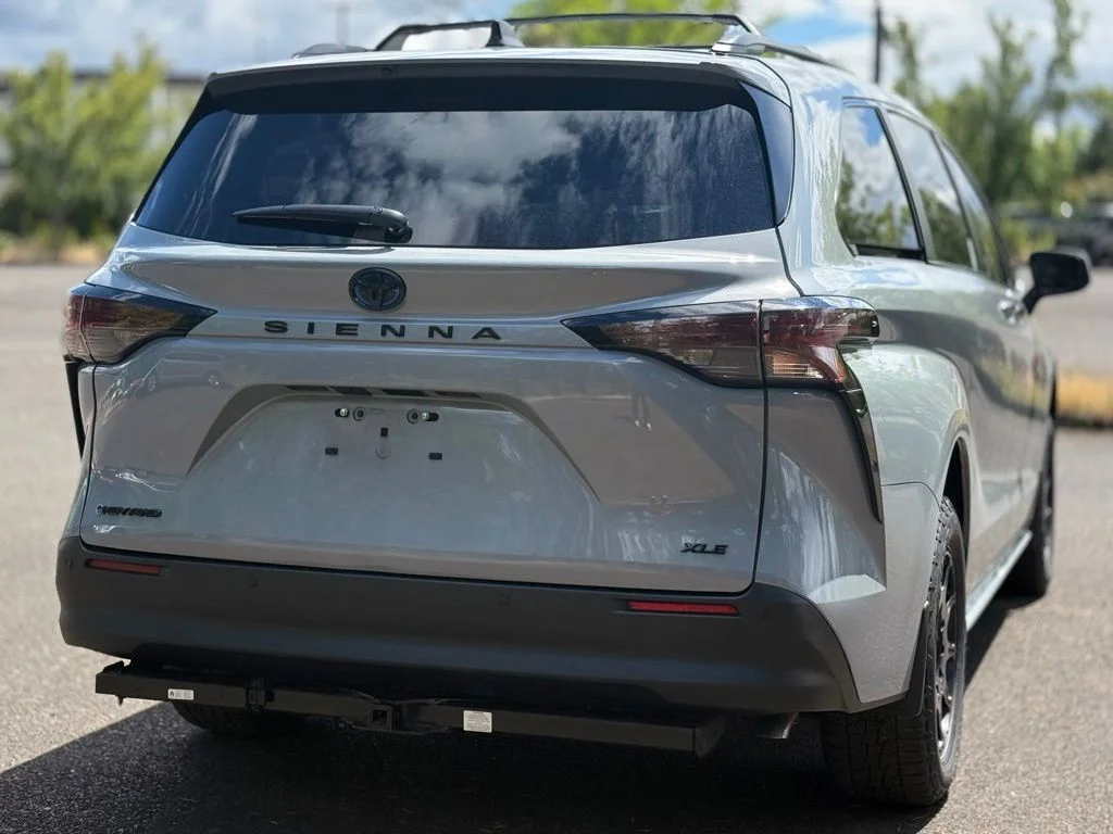 Used 2025  Toyota Woodland Edition image 5
