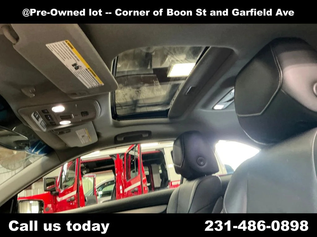 Used 2017 Silver Cadillac 2.0L Turbo Luxury image 13