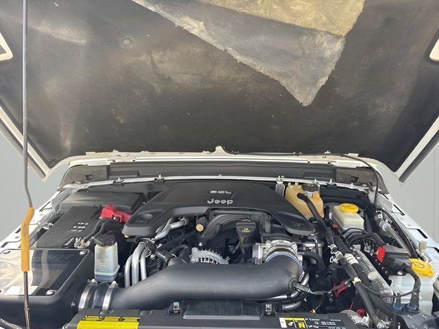 Used 2019 White Jeep Unlimited Sport S image 10