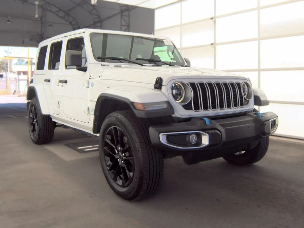Used 2024 White Jeep Sahara 4xe image 3