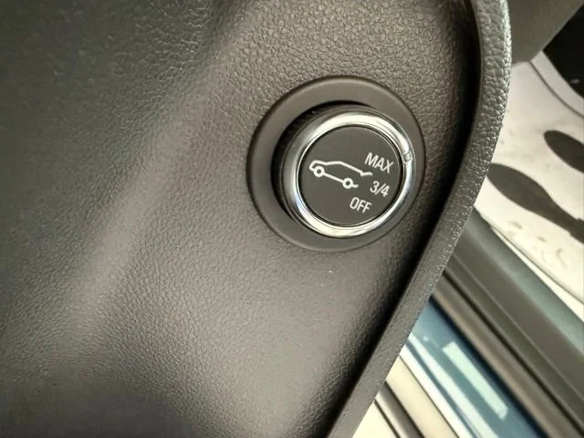 New 2025 Ocean Blue Metallic Buick Preferred image 15